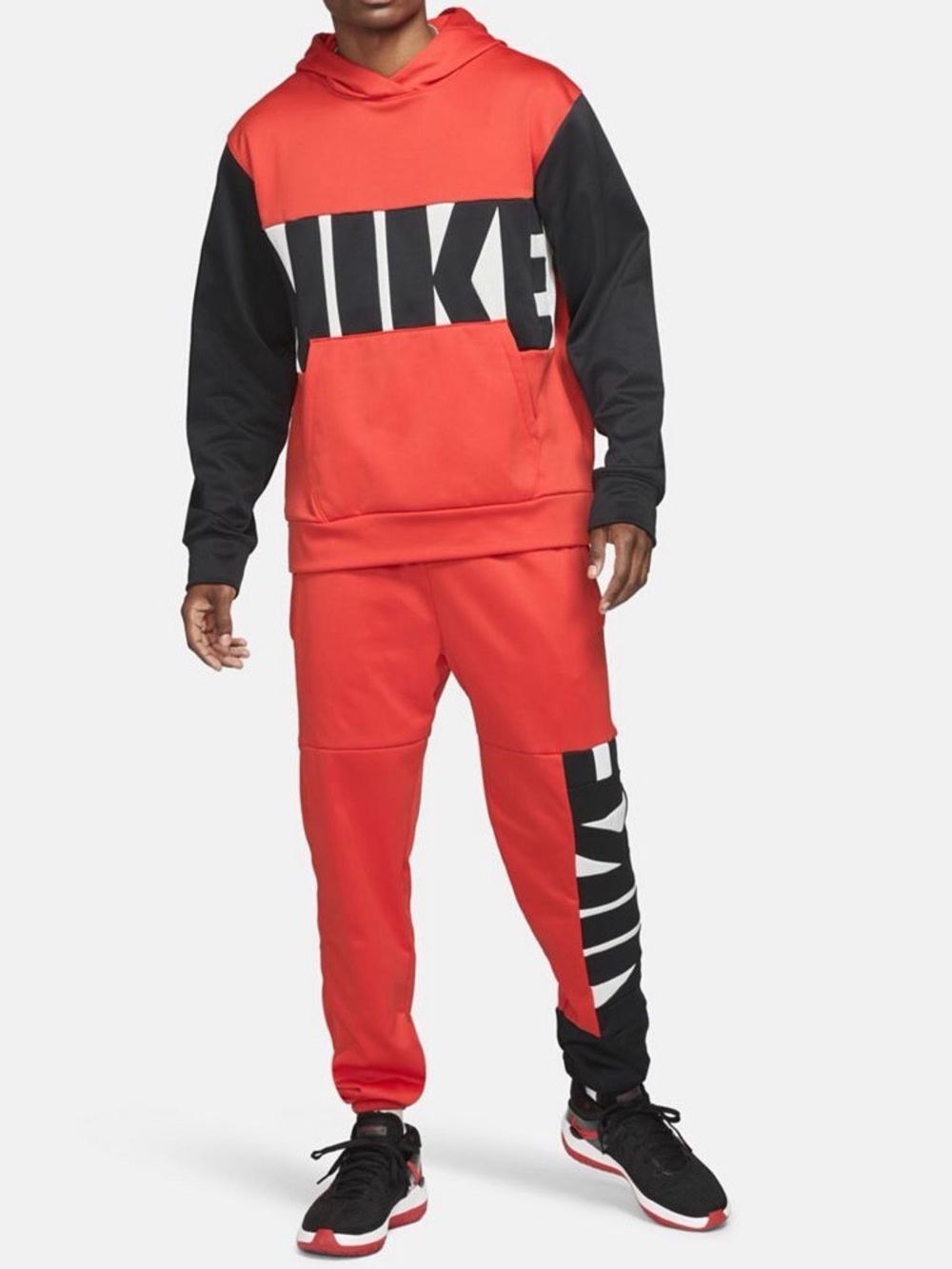 Men’s Nike 2-piece Pullover Hoodie & Jogger Matching Set